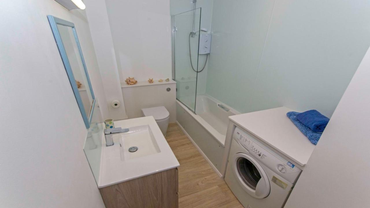 Clifton Court Apt 16 With Indoor Heated Pool & Sea Views Croyde Exteriér fotografie