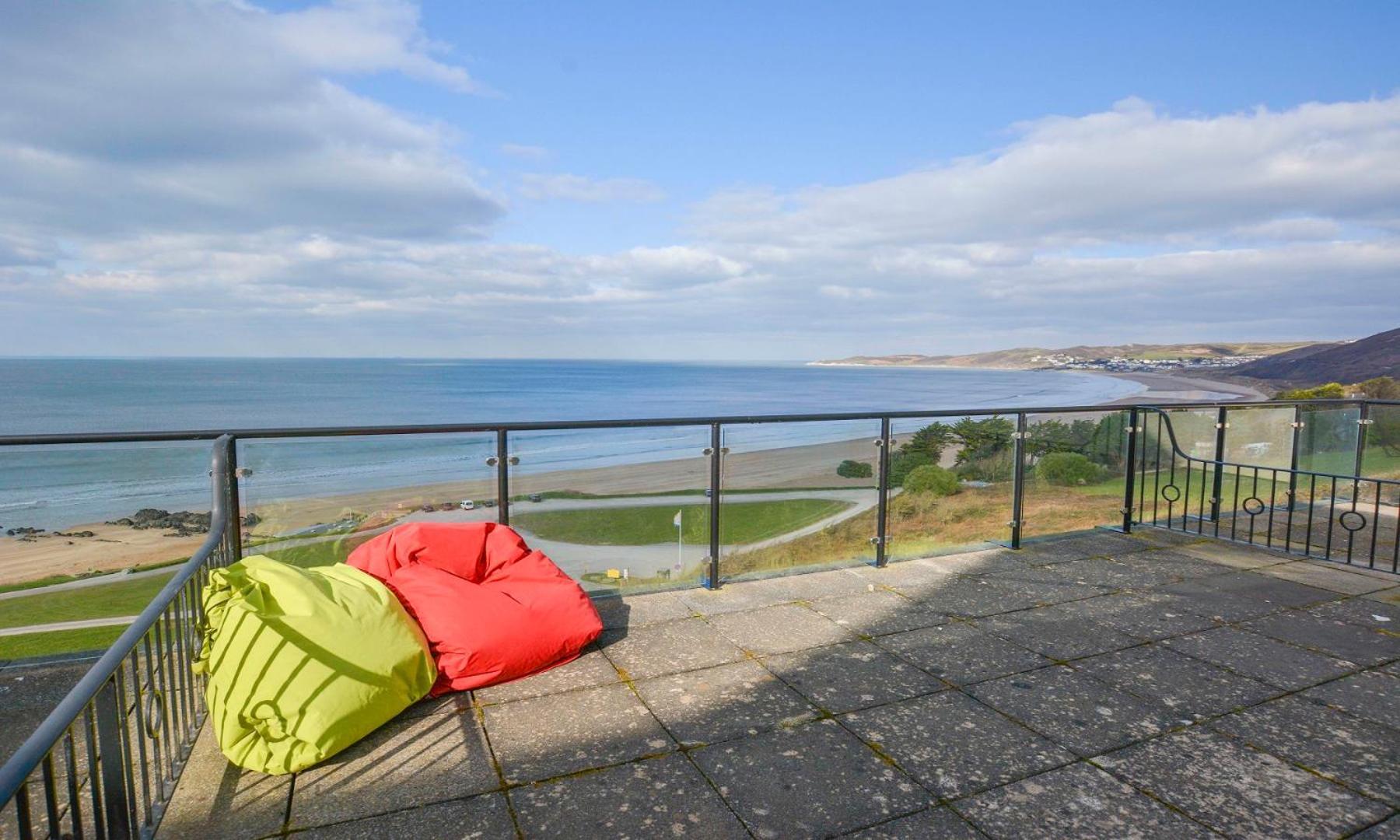 Clifton Court Apt 16 With Indoor Heated Pool & Sea Views Croyde Exteriér fotografie